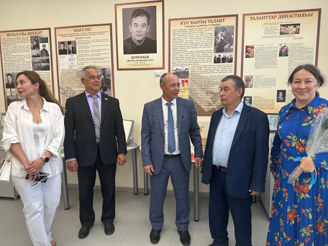 Новый кабинет географии в БРГИ №3: имя Дикката Буракаева – символ знаний.