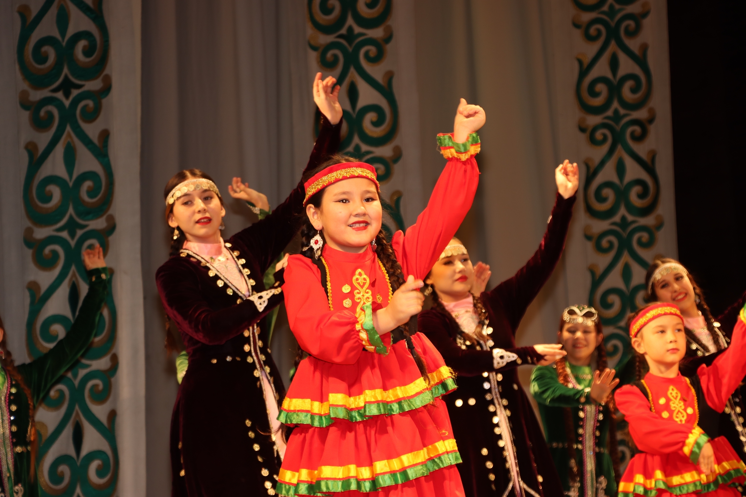 Юбилейың менән «Ашҡаҙар»!