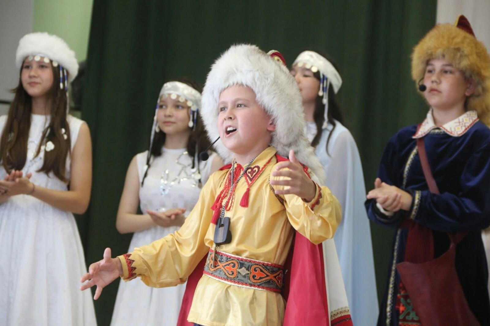 В Кумертау состоялся XXVII Межрегиональный конкурс юных сказителей "Урал батыр"