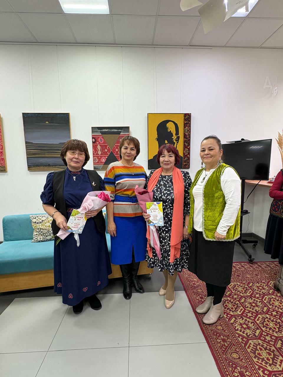 Земфира Аҡбутина менән Наилә Хәмбәлиеваның яңы китаптары донъя күрҙе