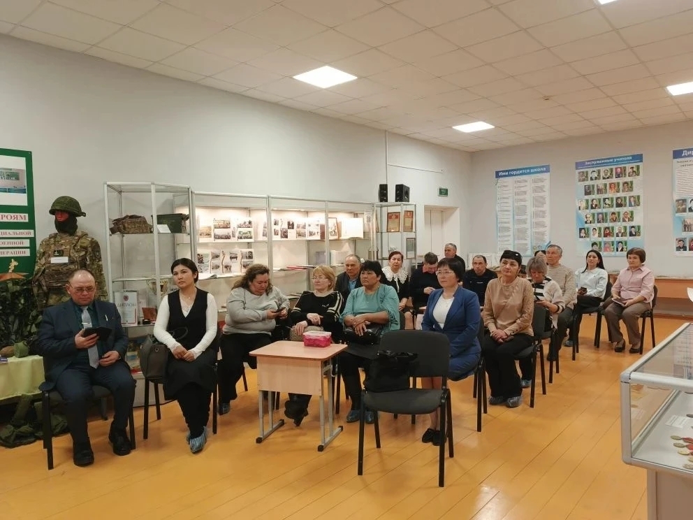 Бөрйәндә стратегик сессия үтте