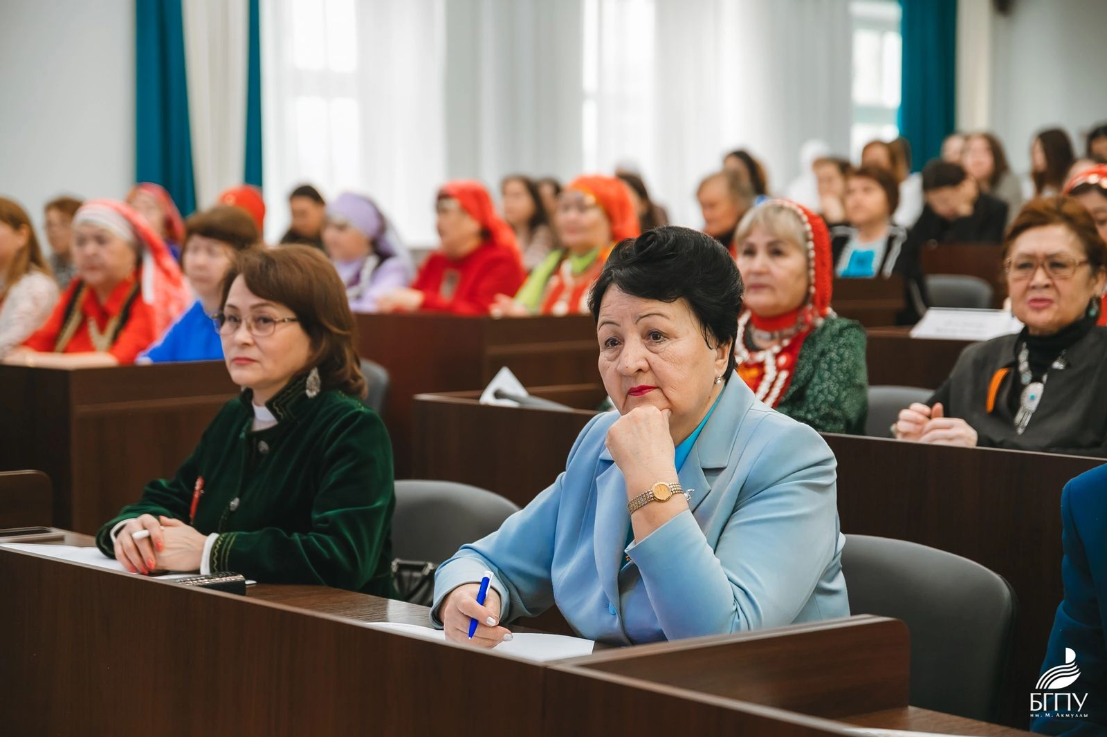 В Башкортостане написали диктант по башкирскому языку