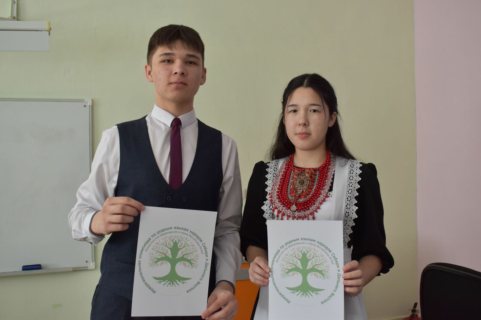 Юные лингвисты Башкортостана штурмуют олимпиаду по родным языкам