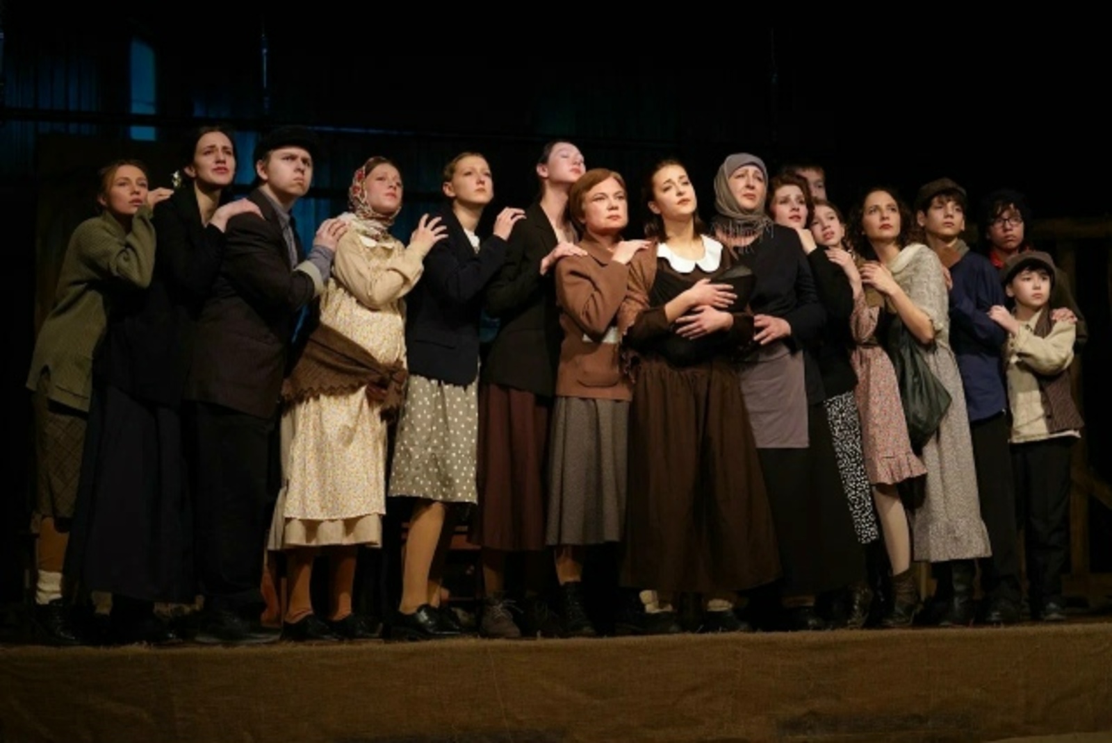 Благотворительный спектакль, напомнивший о человечности в годы войны