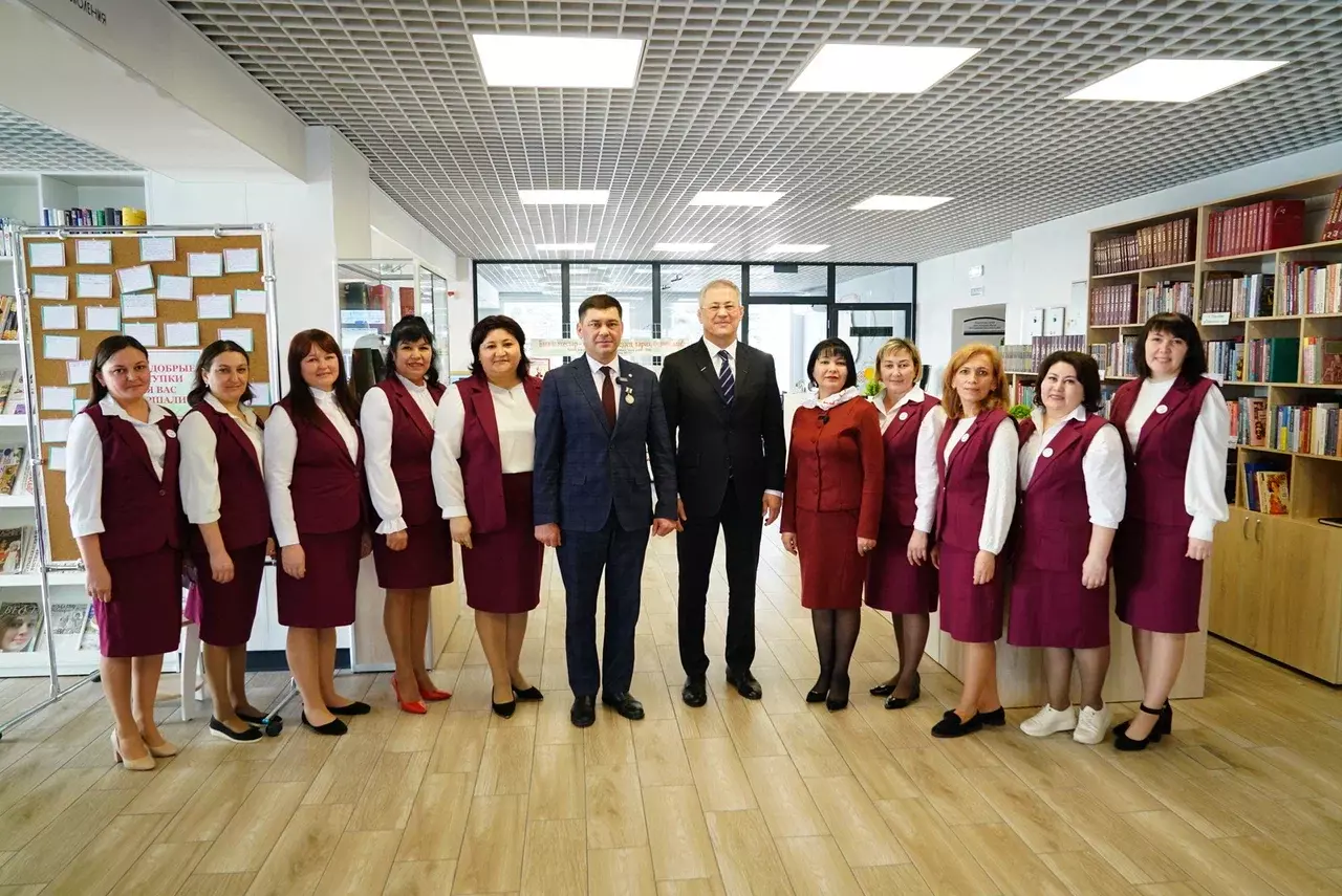 Радий Хабиров высоко оценил модельную библиотеку Татышлов