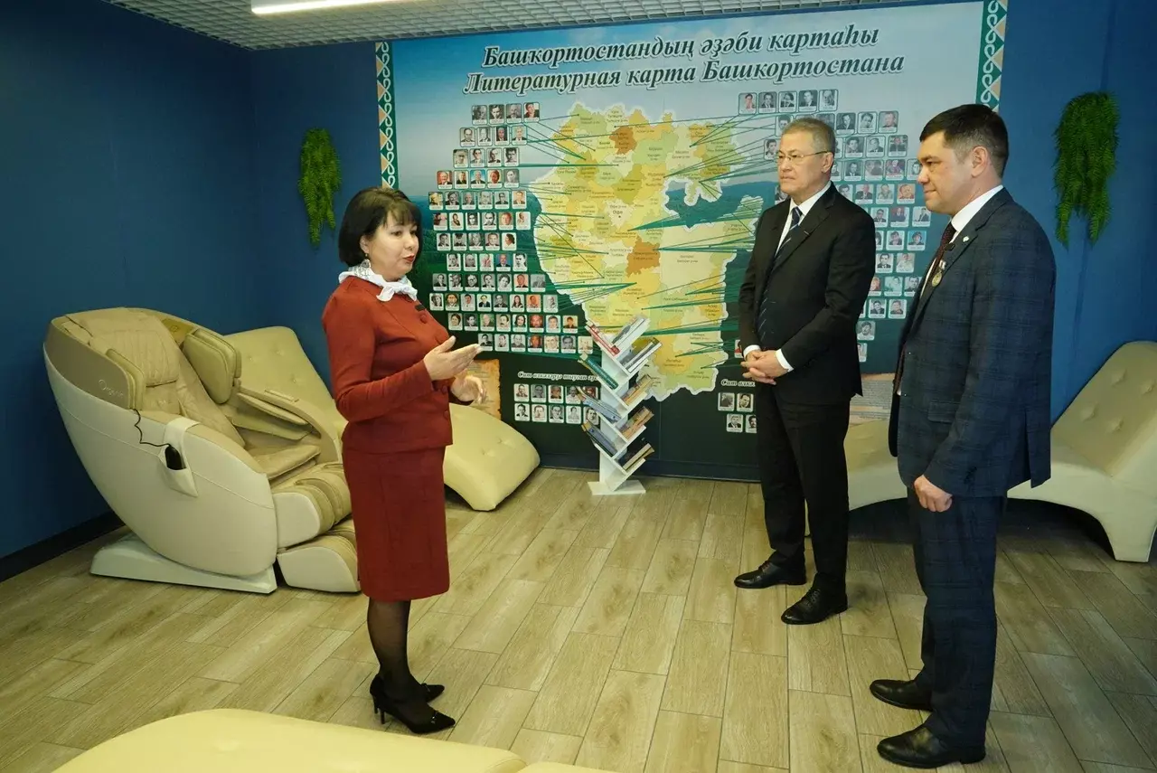 Радий Хабиров высоко оценил модельную библиотеку Татышлов