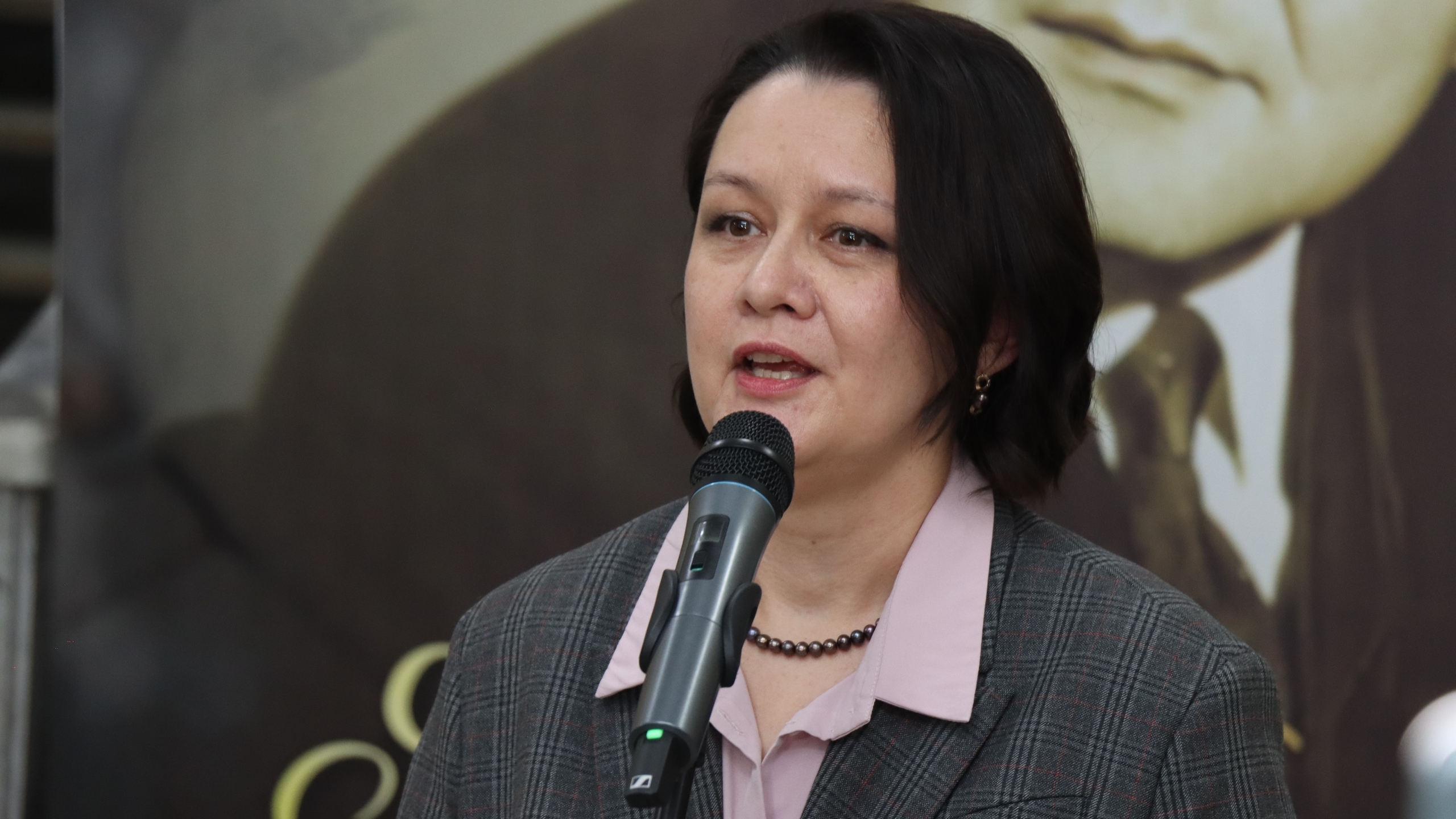 «Тарихҡа табан алтын күпер»