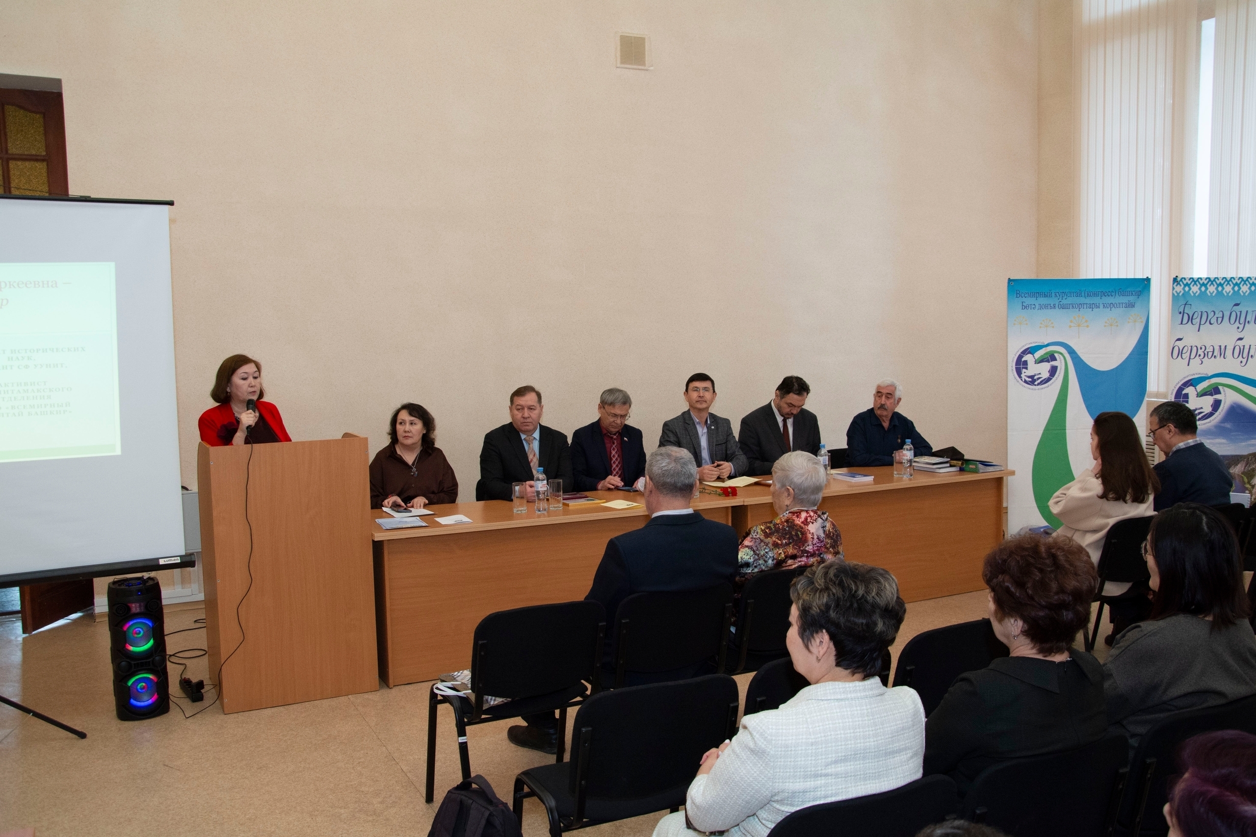 Әхмәҙулла Әлмөхәмәт улы Бейешев иҫтәлегенә таҡтаташ асылды