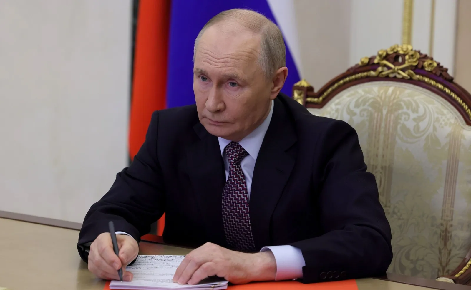 Путин открыл I Петербургский Международный филологический форум