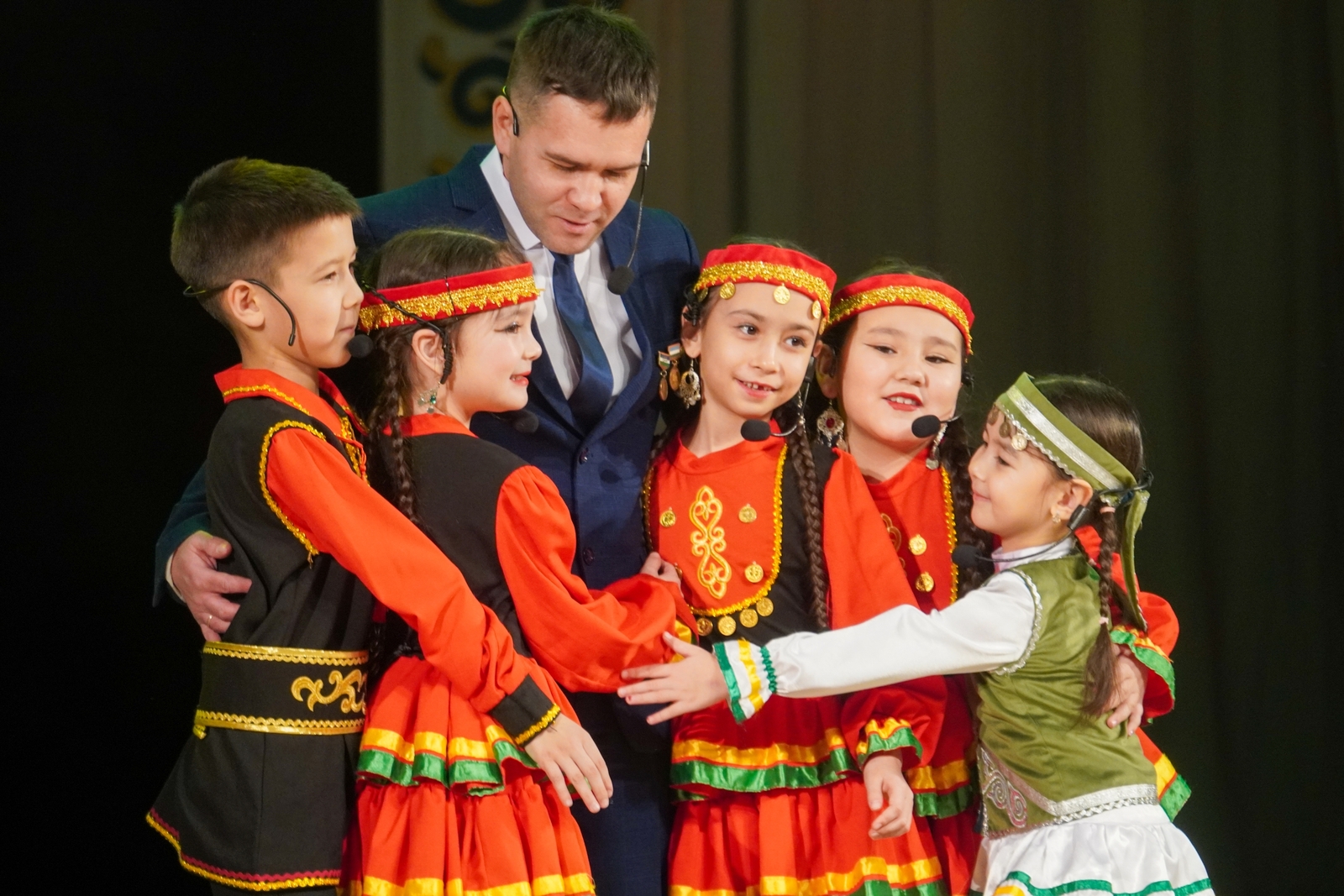 Юбилейың менән «Ашҡаҙар»!