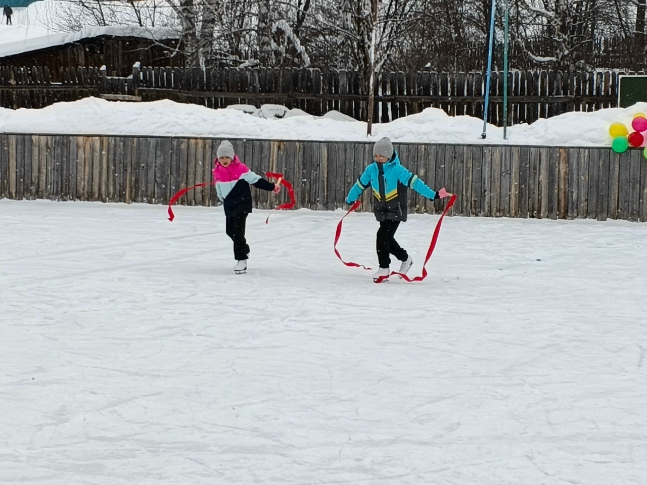 Байназар мәктәбендә – конькиҙа фигуралы шыуыу ярышы