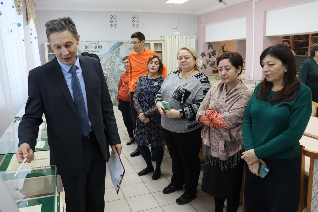 Шағир-мәғрифәтсе, ғалим һәм дин әһеле Ғәли Соҡорой ижады буйынса күргәҙмә