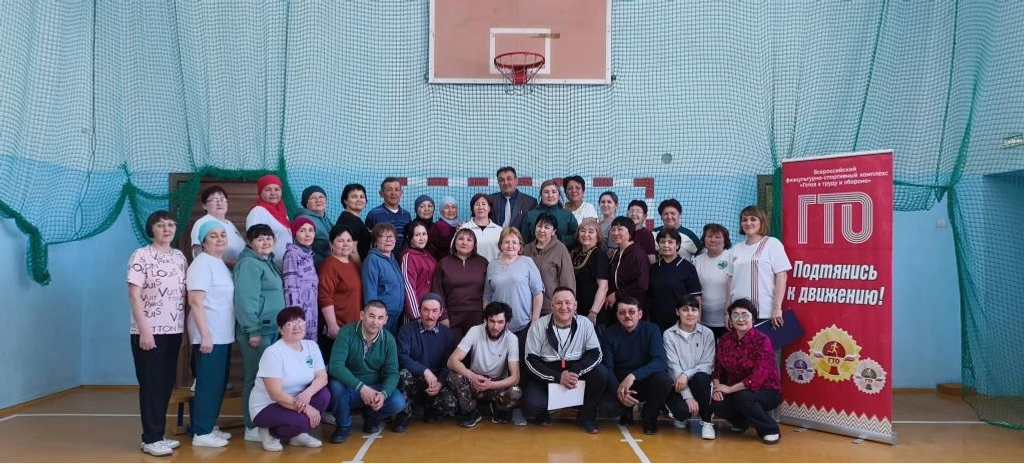 Бөрйән районының Байназар мәктәбе нормативтар тапшырҙы