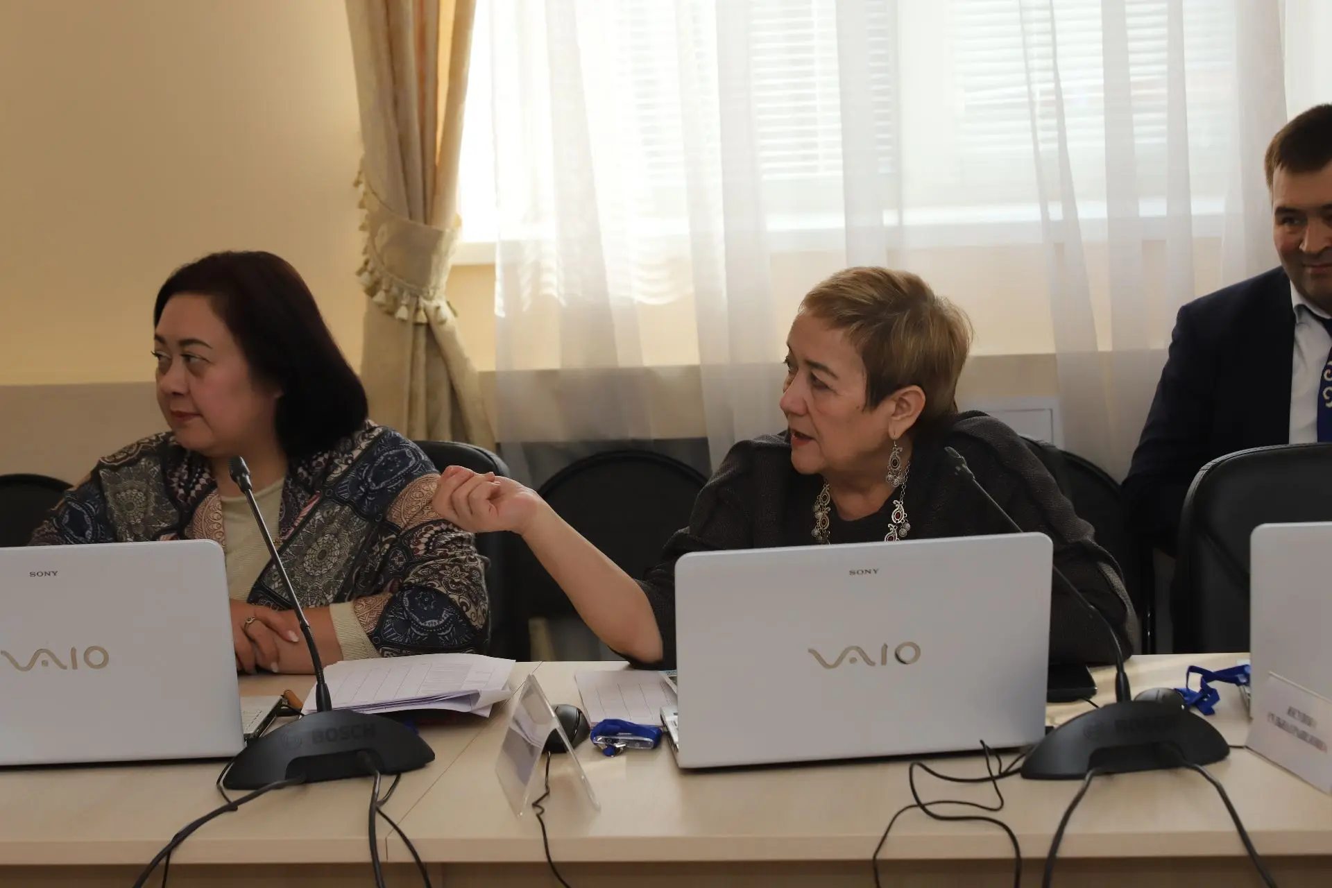 Өфөлә «Башҡорт теле һәм әҙәбиәте йыл уҡытыусыһы» төбәк-ара конкурсы башланды