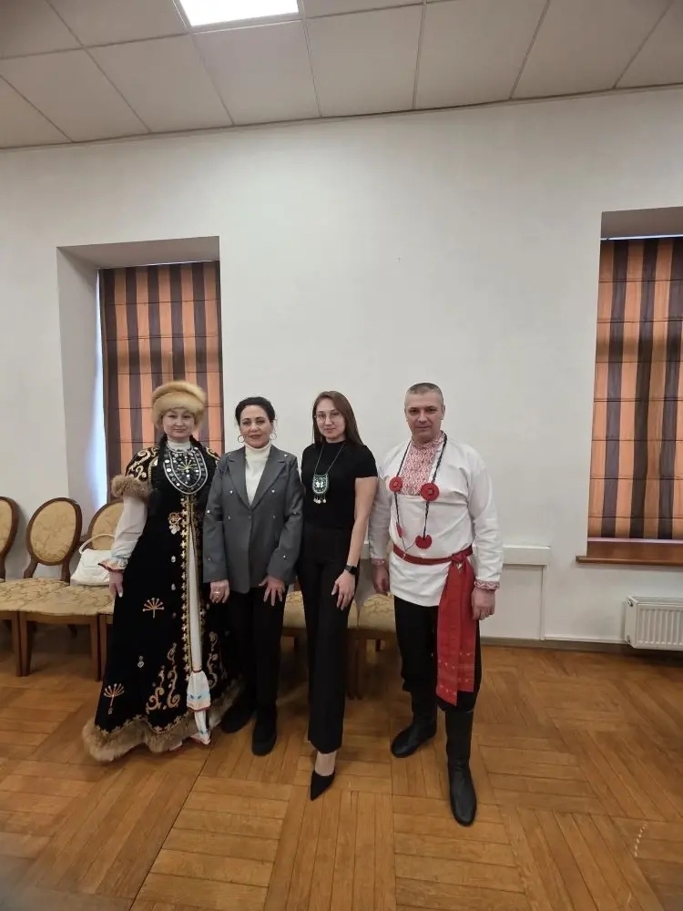 Уңыштар юлдаш булһын!